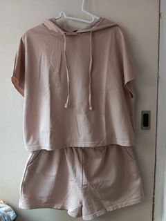 （分類：）位於 。 由 Fgfra 提交（商品編號 1297830755，圖片 1）。簡介： 。