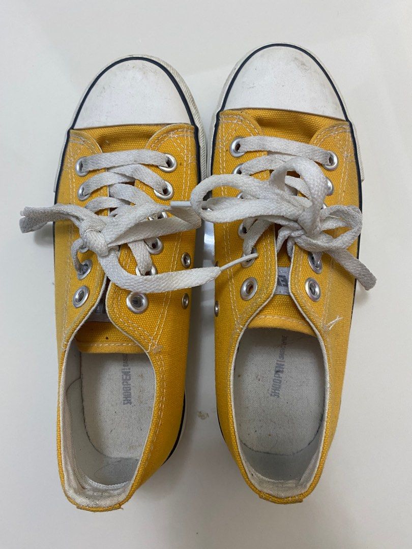 Shoopen Shoes Sneakers Women s Fashion Footwear Sneakers on Carousell