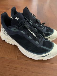 (Category: ) located in . Submitted by sneakergeek (Listing ID 1297856148, Image 1). Description: .