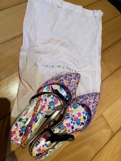 （分類：）位於 。 由 wailingho5317 提交（商品編號 1297900412，圖片 1）。簡介： 。