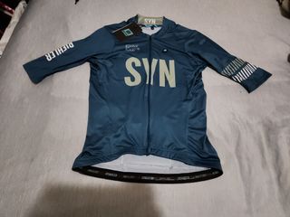 （分類：）位於 。 由 chczzzzz 提交（商品編號 1297909367，圖片 1）。簡介： 。