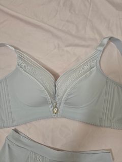 (Category: ) located in . Submitted by erin_g (Listing ID 1297828660, Image 1). Description: .