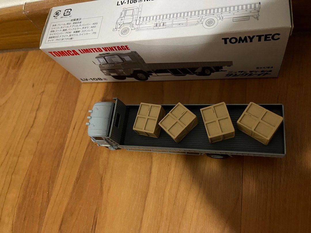 RARE Tomytec Tomica Limited Vintage TLVN TLV Nissan Diesel