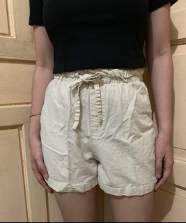 Uniqlo Linen Blend Shorts