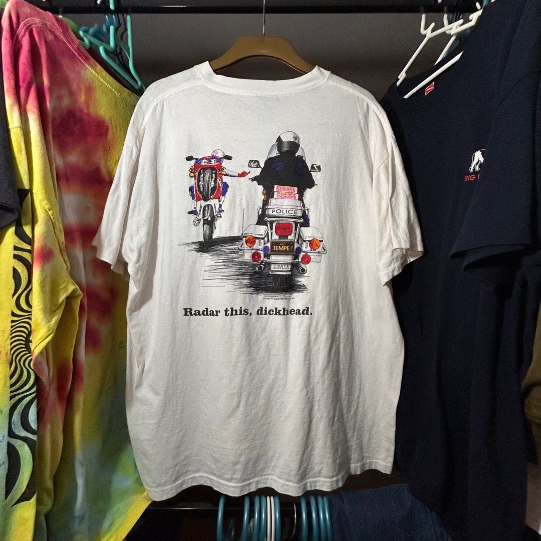 Vintage Art Tee tshirt (Category: Shirts) located in Marilao. Submitted by 240presolution (Listing ID 1297953176, Image 2). Description: .