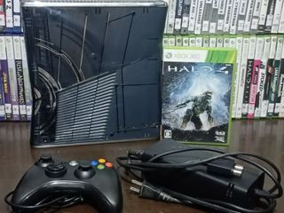 xbox 360 console special limited edition halo 4 wtih the original game