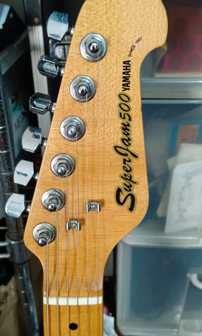 Yamaha electric guitar (Category: Musical Instruments) located in Paranaque City. Submitted by yourhonorvoy (Listing ID 1297917414, Image 3). Description: 🤩🤩🤩 Yamaha super jam 35k only With original hardcase With minor scratches only 👍Payment thru cash, bank transfer, gcash or in any remittance center 🚚We do shipping👍via lalamove,speedy, toktok and grab ✈️🚢🚆We also ship nation wide, dipende sa location nyo 💪Payment first before shipping.