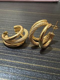 (Category: ) located in . Submitted by pinky_shopper (Listing ID 1298101492, Image 1). Description: .