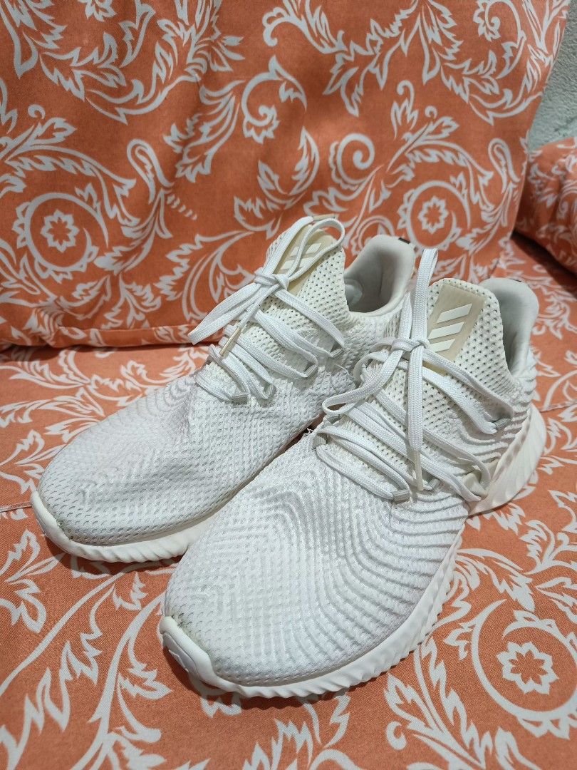 Alphabounce instinct white and gold shop