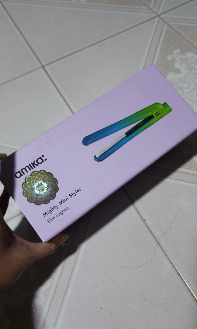 Amika mini flat iron clearance