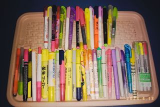 Assorted japanese brands of highlighter pens