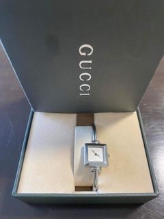 Authentic Gucci 1900L Bangle watch