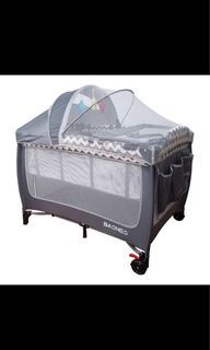 BAONEO Multifunctional / Foldable Baby Crib / Playpen with Diaper Changing Table  and Mosquito Net