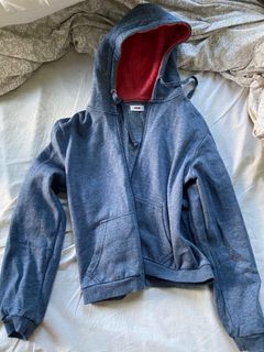 (Category: ) located in . Submitted by wear.alexandria (Listing ID 1298031597, Image 1). Description: .