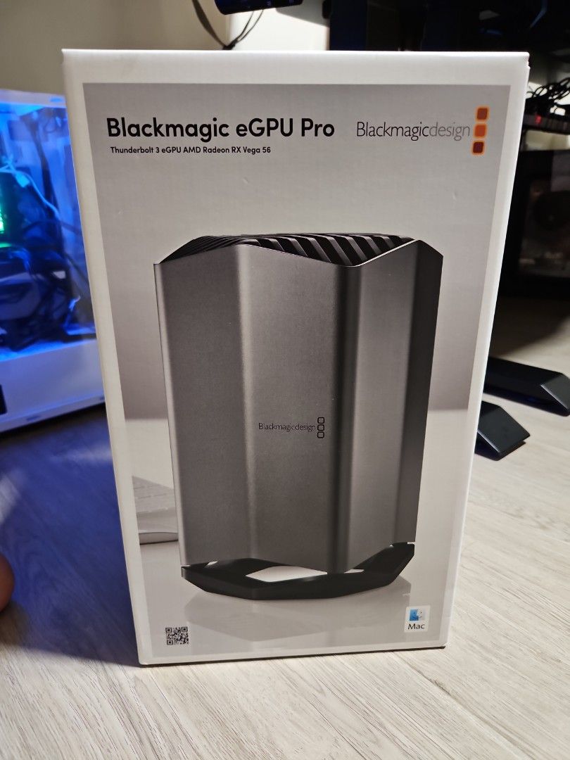 Blackmagic eGPU Radeon RX Vega 56（Blackmagic eGPU Pro