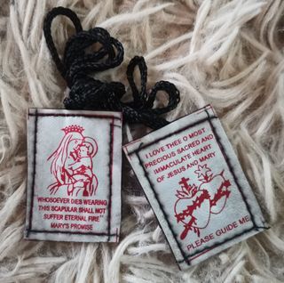 Brown Scapular of the most precious Sacred Heart of Jesus and Mary.
