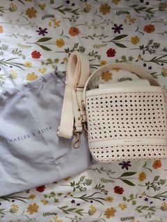 （分類：）位於 。 由 eunice.yim 提交（商品編號 1298003528，圖片 1）。簡介： 。