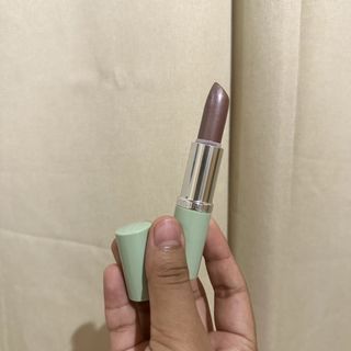 Clinique bamboo pink lipstick