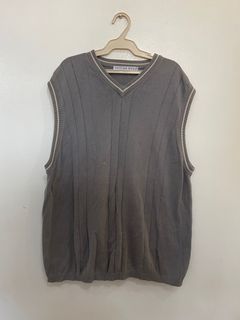 Cotton Reel Gray Vest