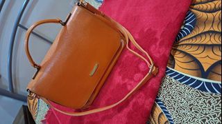 AK Cross body top handle bag