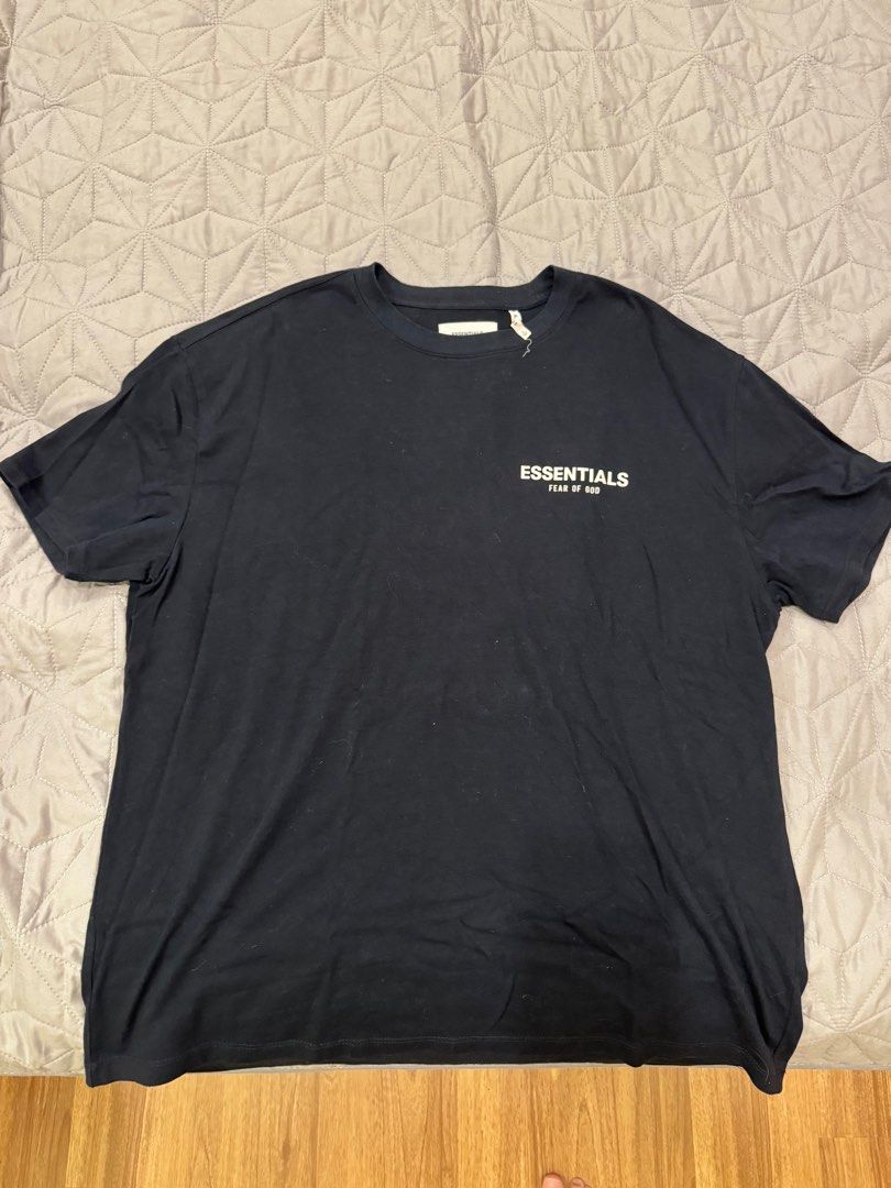 Essentials basic tee (fits like L) (Category: Tshirts & Polo Shirts) located in Singapore. Submitted by bibbla (Listing ID 1298080063, Image 1). Description: Almost brand new. Measurements: Pit to pit - 23inches Length - 29inches. Meet up or shipping (+$2)! .