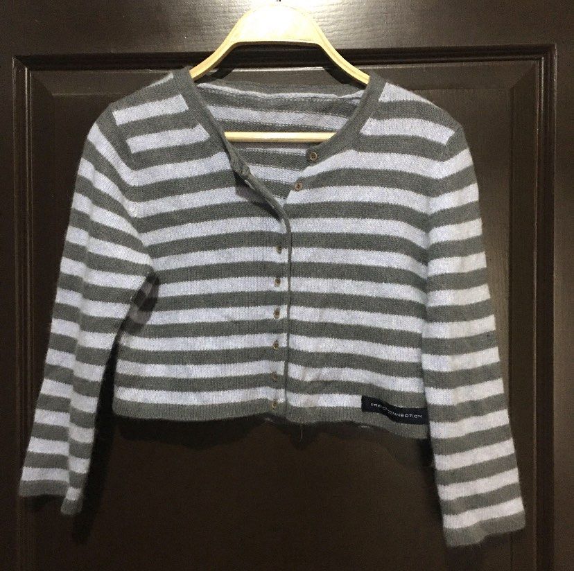 Europe Wool Crop Jacket (Category: Coats, Jackets and Outerwear) located in Manila. Submitted by urbanwear (Listing ID 1288041870, Image 1). Description: French connection .