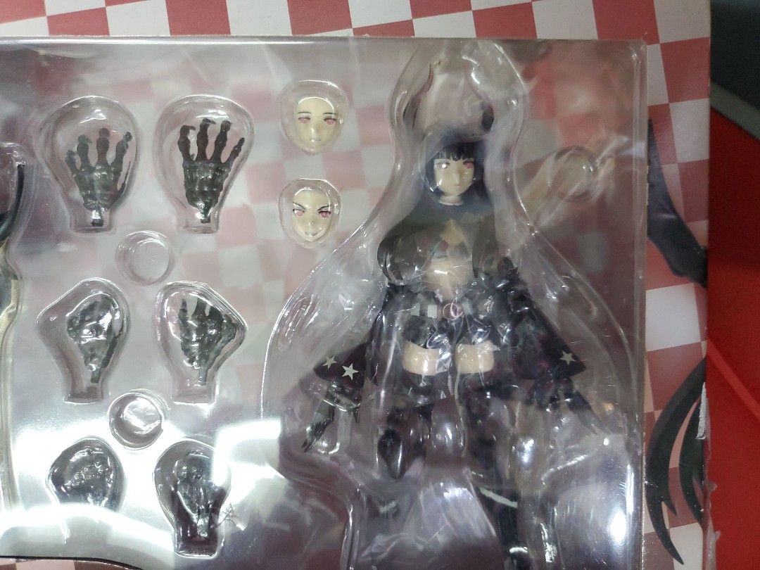 Figma 168 Black Gold Saw – TV Animation Ver. – Black Rock Shooter – Max Factory