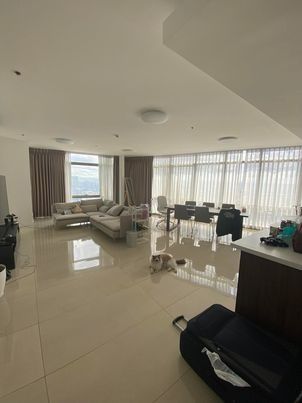 FOR RENT - East Gallery Place - 3 Bedroom unit, Semi-furnished