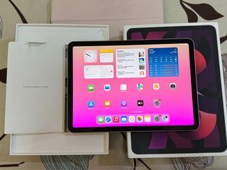 FOR SALE ONLY SLIGHTLY USED iPad AIR GEN 5 64 GIG WIFI Pink, With Warranty Till July 27
