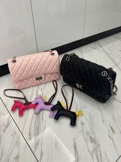 (Category: ) located in . Submitted by bcheong (Listing ID 1298020625, Image 1). Description: .