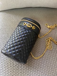 (Category: ) located in . Submitted by caredforgoods (Listing ID 1298006727, Image 1). Description: .