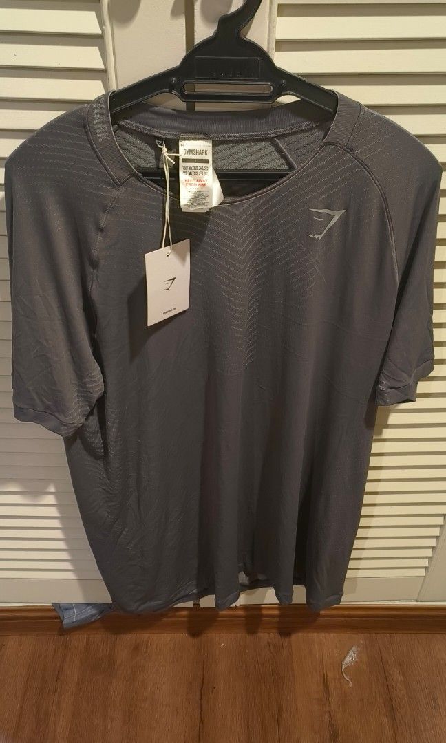 Gymshark apex Seamless large (Category: Activewear) located in Kuala Lumpur. Submitted by shernwei87 (Listing ID 1297957504, Image 1). Description: Bnwt.