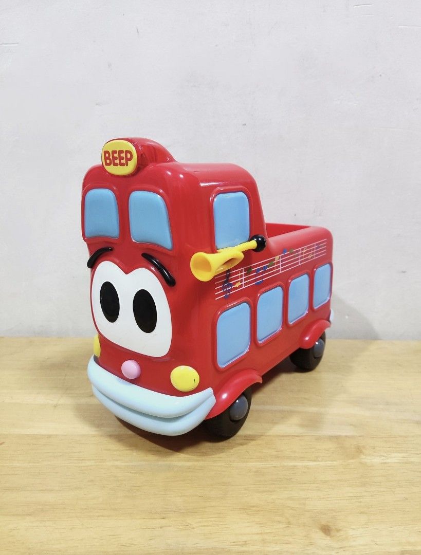 Jolly Roger Wheels on the bus (Category: Vehicle & Diecast Models) located in Manila. Submitted by little_ek_house (Listing ID 1298027929, Image 1). Description: Jolly Roger Wheels on the bus UK imported Surplus/Preloved used abroad Battery operated Demo upon request Sound and music play the song Wheels on the bus 📍Location: Manila ⭐ NO PHYSICAL STORE ⭐ Ships Nationwide ⭐ Shipping fee shouldered by the buyer ⭐ COD on small items ⭐ Payment first 