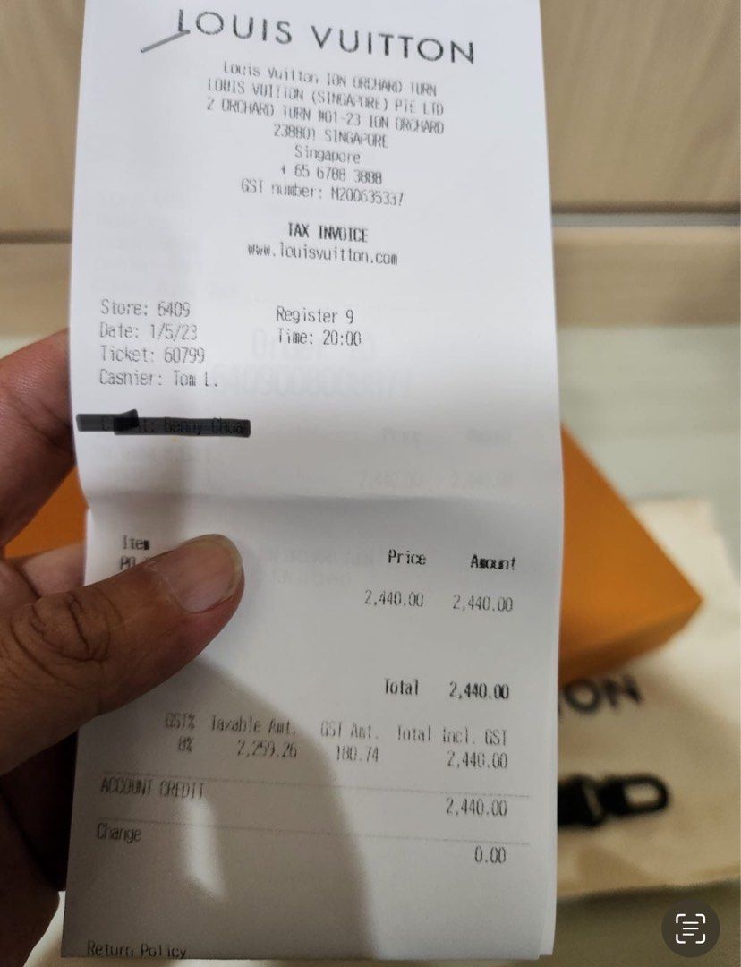 LV Trunk Pouch Monogram Eclipse (Category: Bags & Wallets) located in Singapore. Submitted by liongate108 (Listing ID 1297975964, Image 2). Description: As good as new just a minor scratch at the bottom (3rd photo attached) .