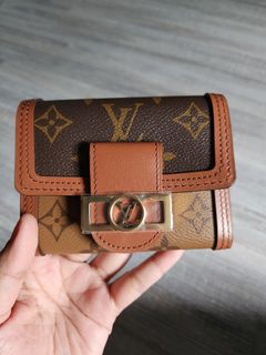 (Category: ) located in . Submitted by pixelflowers (Listing ID 1297989954, Image 1). Description: .