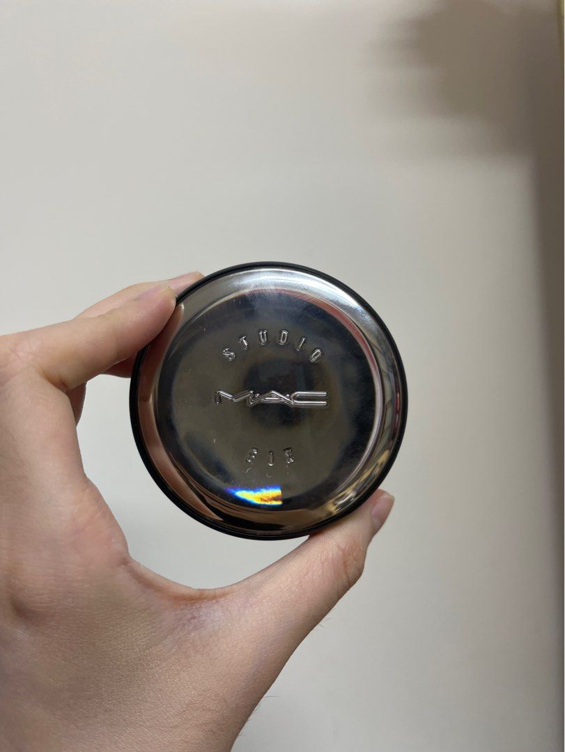 Mac氣墊, 美容＆個人護理, 健康及美容- 皮膚護理, 化妝品- Carousell
