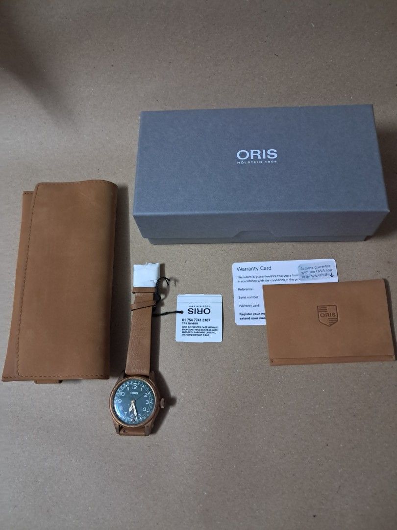 Oris Big Crown Pointer Date （分類：手錶）位於 Hong Kong。 由 burgermann 提交（商品編號 1297965061，圖片 2）。簡介： 。