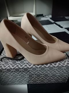Parisian heels