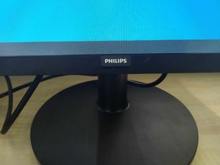 Philips 27 Inch Monitor (VGA&HDMI)