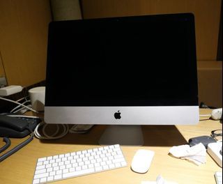 Pre Owned iMac 21 inch (Late 2015) Intel i5 8GB 1 TB Memory
