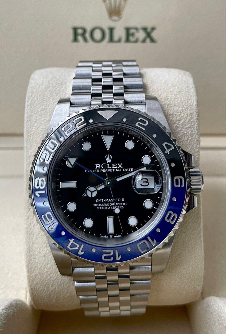 Rolex GMT Master II “Batgirl” (Category: Luxury Watches) located in Manila. Submitted by watchguyph (Listing ID 1297479905, Image 1). Description: Steal Deals ‼️ For Sale 945k Rolex GMT Master 2 “Batgirl” 40mm Ref 126710 BLNR 2019 Foreign AD Complete box and papers 💯 Condition 9.8/10 Open to authentication 💯 Pm for inquiries.