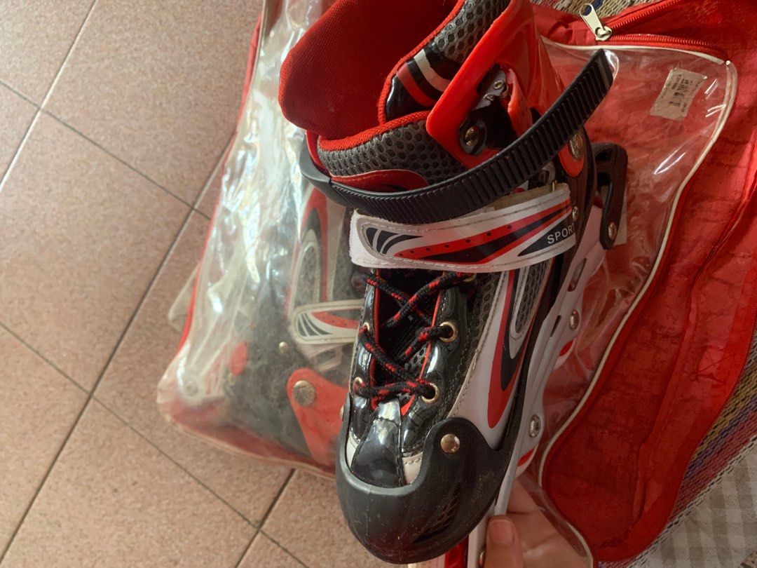 Rollerblades (Category: Skates, Rollerblades & Scooters) located in Batang Kali. Submitted by nabilaaini (Listing ID 1298002721, Image 3). Description: Use twice only Can nego 🥰.