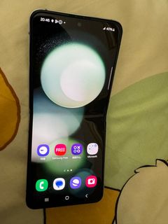 （分類：）位於 。 由 bigbigsnail 提交（商品編號 1298075769，圖片 1）。簡介： 。