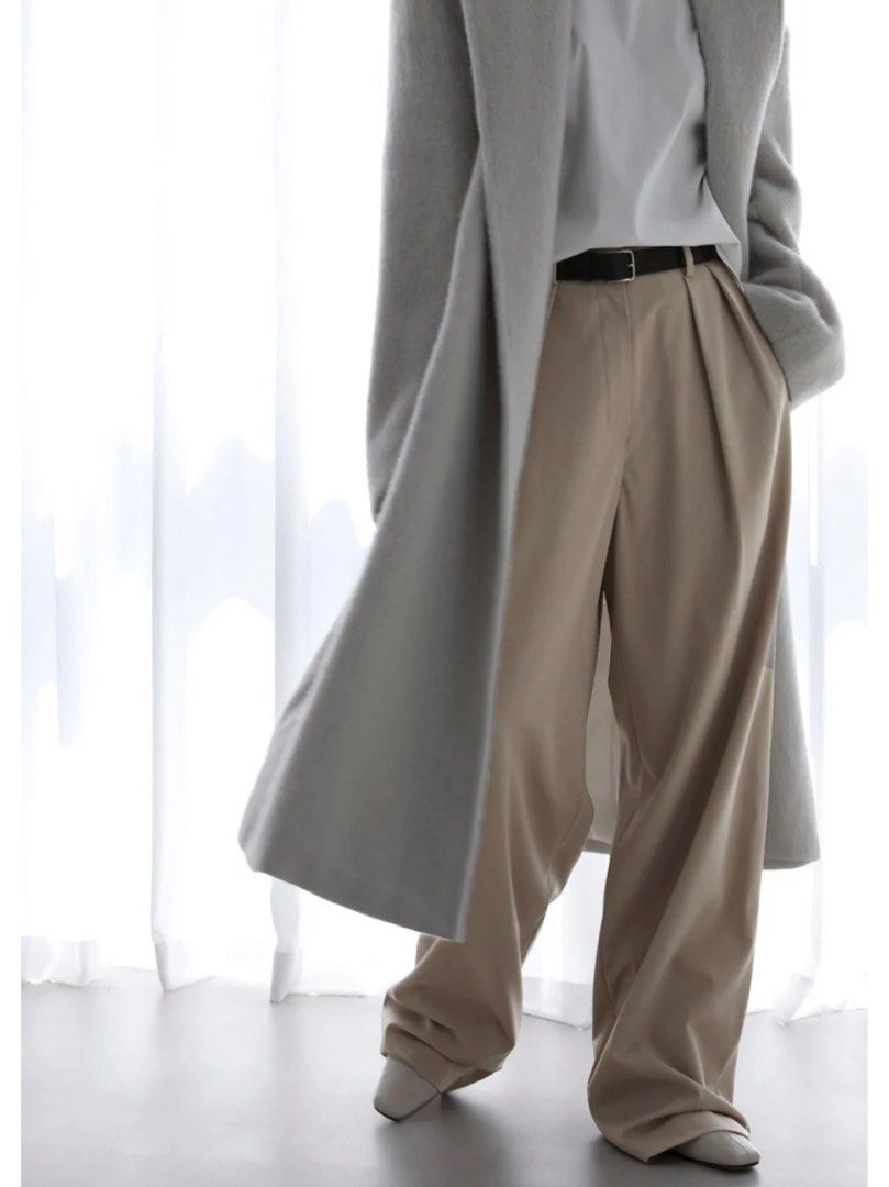 The Frankie Shop Tansy (Category: Luxury Apparel) located in Quezon City. Submitted by jeanlim1 (Listing ID 1298065395, Image 1). Description: Brand New with Tags The Frankie Shop Tansy in Beige. Original and comes with receipt of course. Elevate your basics. Waaay better fit than Zara trousers..