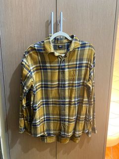 (Category: ) located in . Submitted by shopc143 (Listing ID 1298090262, Image 1). Description: .
