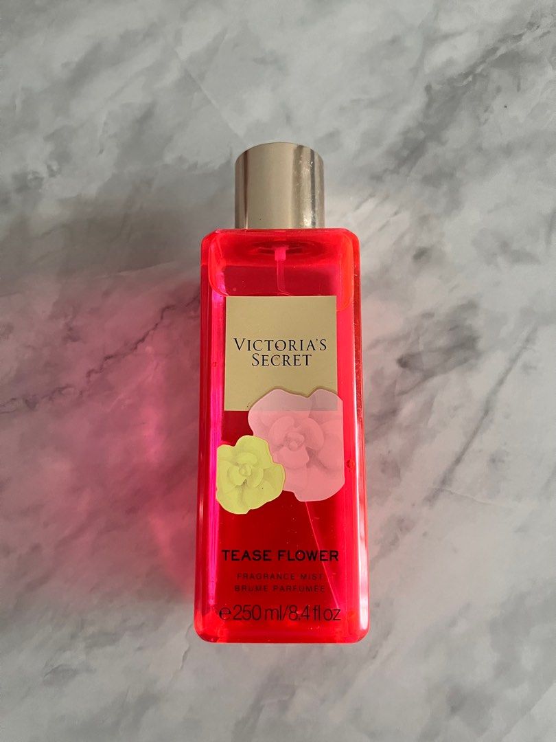 Victoria's Secret Fragrance Mist in Tease Flower, Beauty