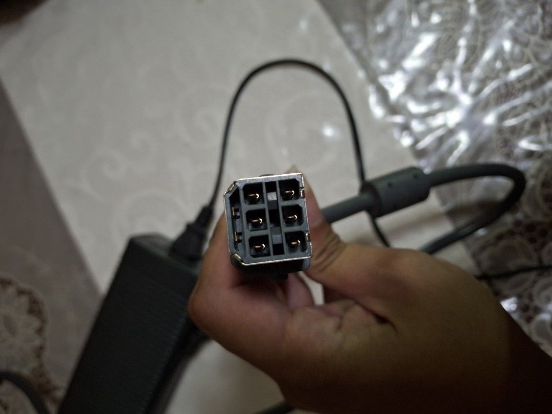 XBOX 360 AC ADAPTER (Category: Xbox) located in Roxas City. Submitted by secondhand_splendor (Listing ID 1298068375, Image 2). Description: Xbox 360 ac adapter cross compatible with all motherboard versions. rfs: nasira xbox due to burnt pad MOP: GCASH (free sf) COP LBC.