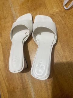 Zara off-white heeled sandals