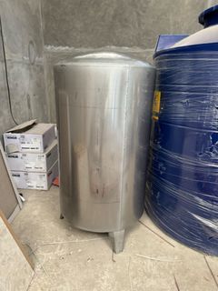 120 gal Stainless Steel Water Pressure Tank (Brand New)