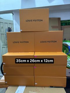 (Category: ) located in . Submitted by box.luxebycheng (Listing ID 1298212774, Image 1). Description: .